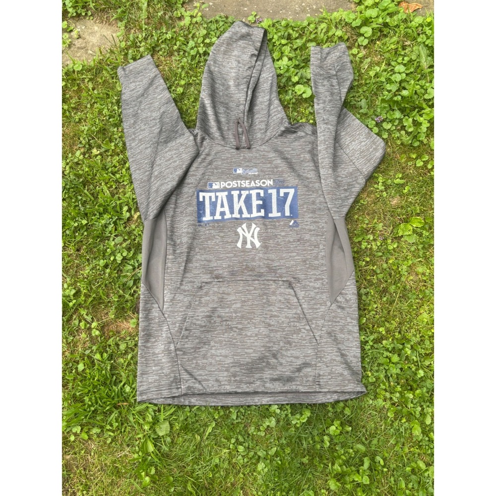 Majestic Yankees Take 17 Postseason‎ Hoodie Mens Small Gray MLB
